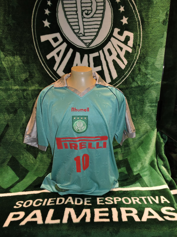 Camisa